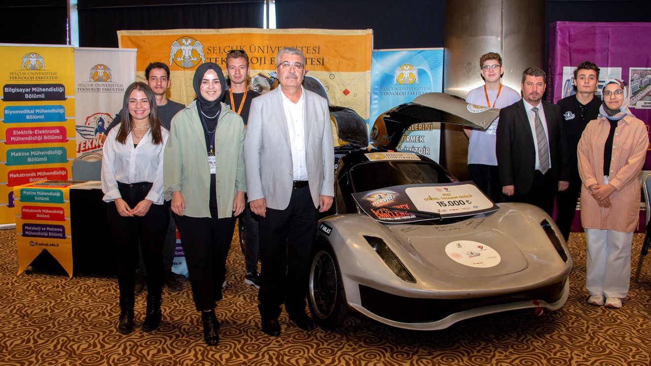 Selçuk Üniversitesinin elektrikli aracı, otomotiv sektörüyle buluştu